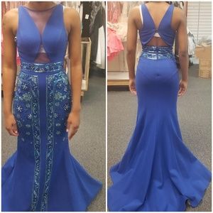 Prom dress
